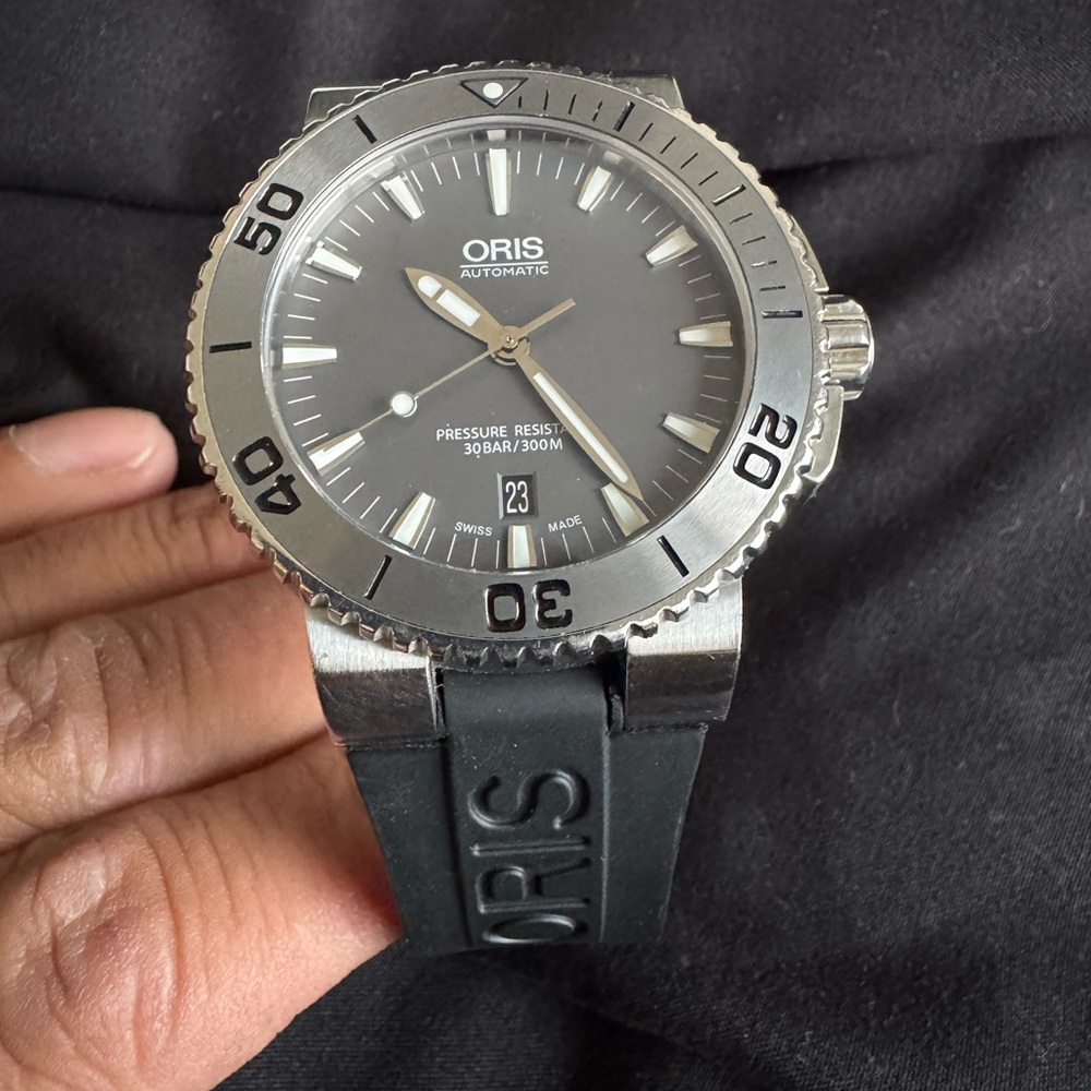 Oris Aquis, Tungsten dial with box and full papers on